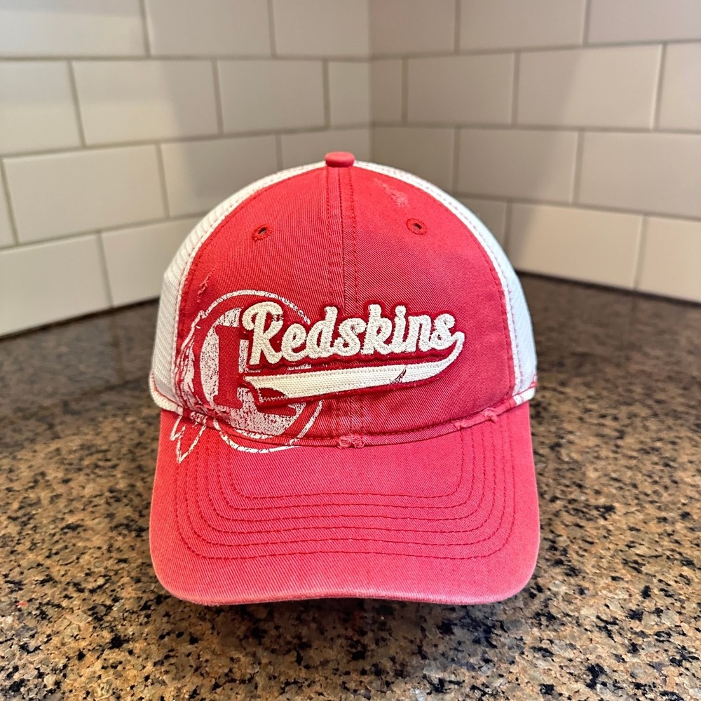 Washington Redskins Hat Reebok Vintage Trucker S/M Red White Distressed New